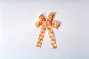 法人の周年記念品として人気の本革製品