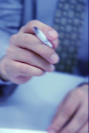 浴衣にも似合う金箔のアクセサリー