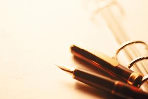 名入れでオリジナルの社員証ケース